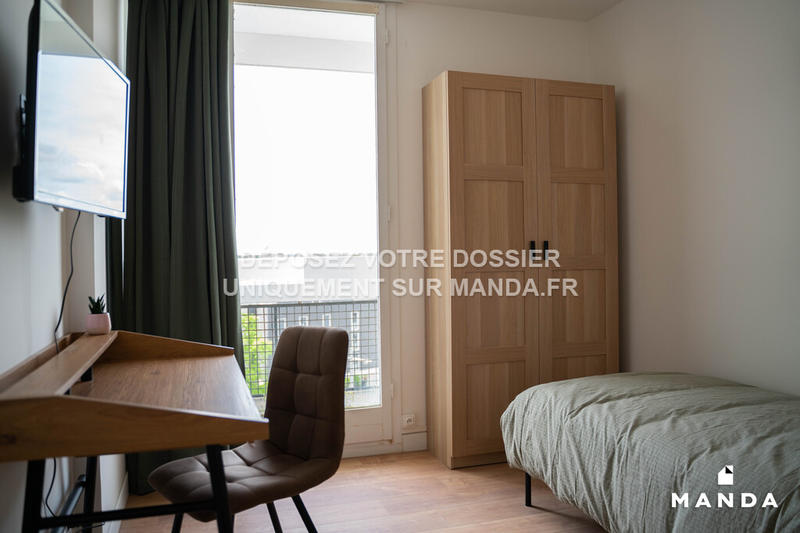 Chambre - 10 m² - 5 pièces