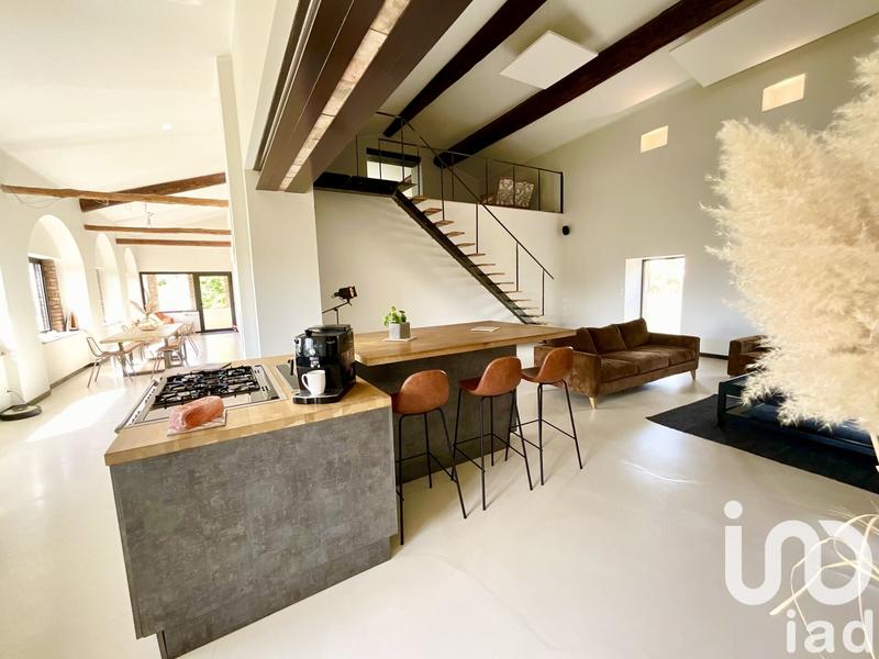 Maison - 290 m² - 7 pièces