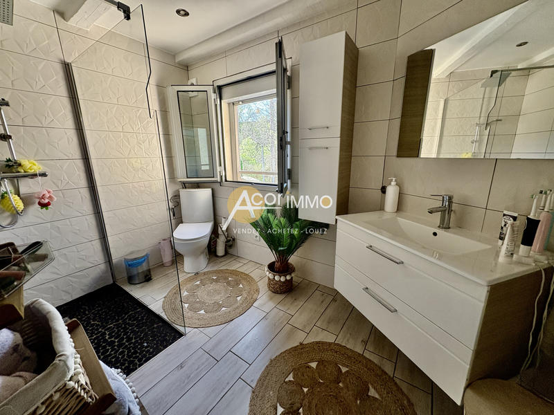 Maison - 130 m² - 4 pièces