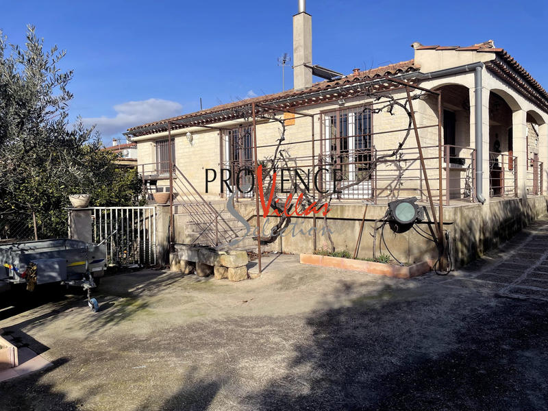 Maison - 95 m² - 4 pièces