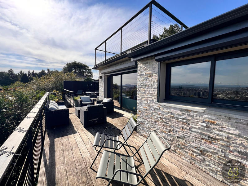 Maison - 110 m² - 4 pièces