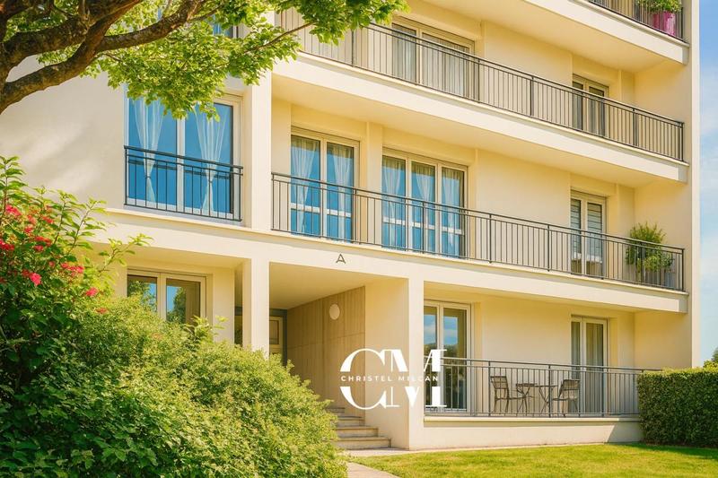 Appartement - 102 m² - 5 pièces