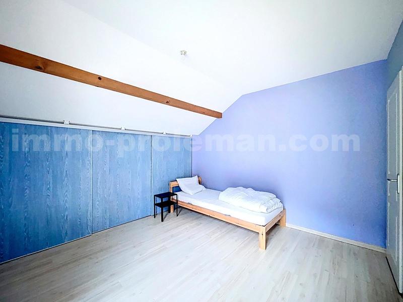 Maison - 196 m² - 7 pièces