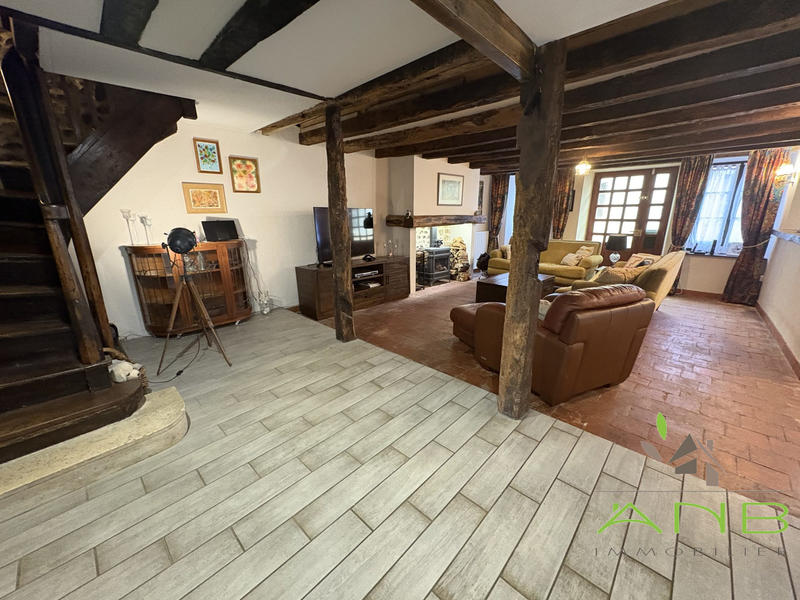 Maison ancienne - 239 m² - 6 pièces