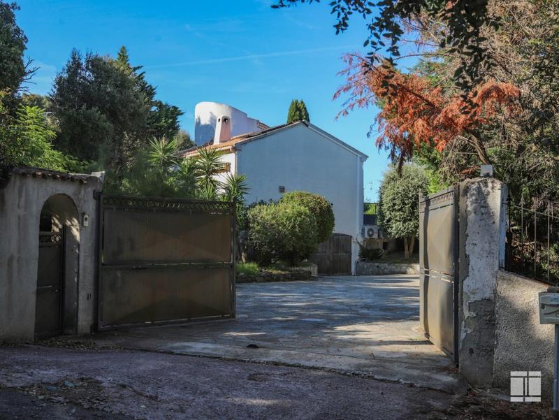 Villa - 150 m² - 5 pièces