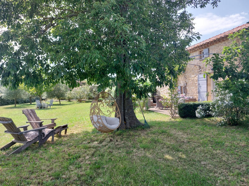 Propriété - 220 m² - 8 pièces