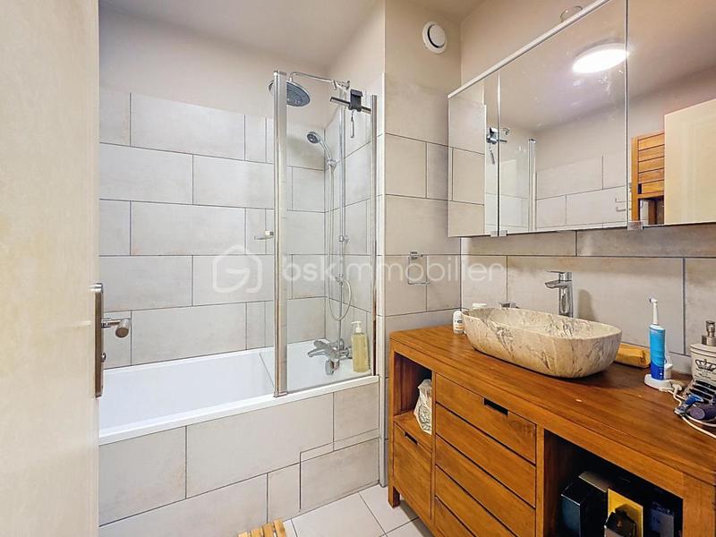 Appartement - 96 m² - 5 pièces