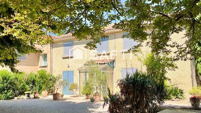 Maison - 465 m² - 22 pièces