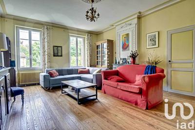 Maison - 357 m² - 11 pièces