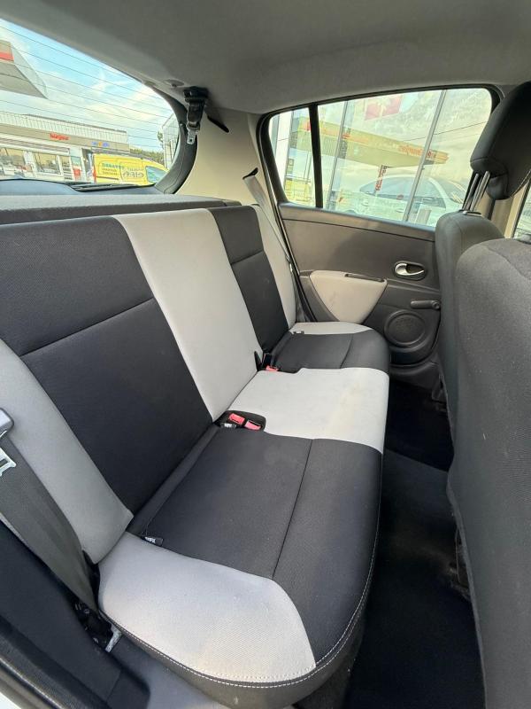 Renault Clio III 1,5 Dci 70 Ch Authentique