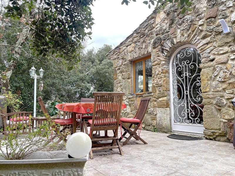 Villa - 180 m² - 6 pièces