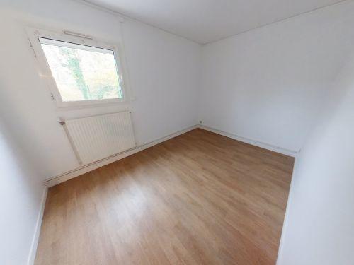 Appartement - 79 m² - 4 pièces