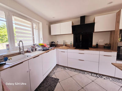 Maison - 184 m² - 7 pièces