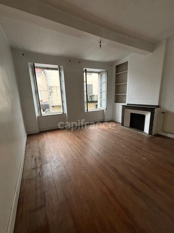 Immeuble - 366 m² - 11 pièces