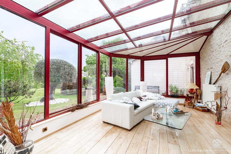 Maison - 272 m² - 8 pièces