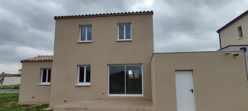 Maison - 80 m² - 4 pièces