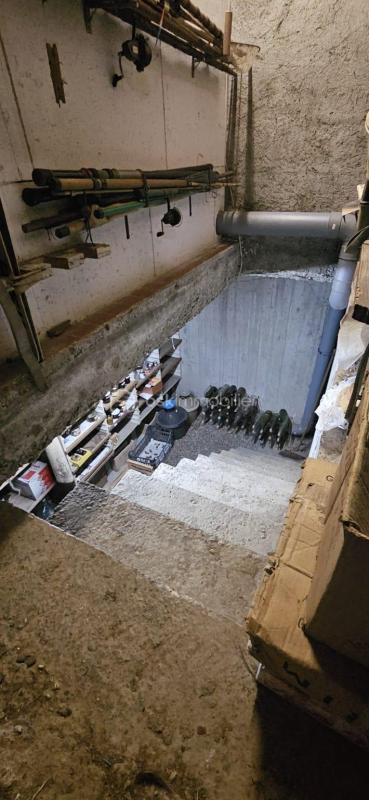 Maison - 230 m² - 10 pièces