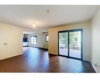 Appartement - 79 m² - 4 pièces