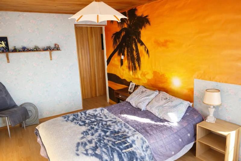 Maison - 180 m² - 7 pièces