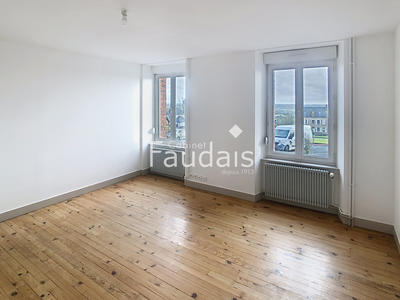 Maison - 133 m² - 7 pièces