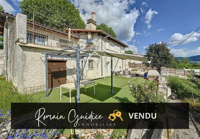 Maison - 142 m² - 5 pièces