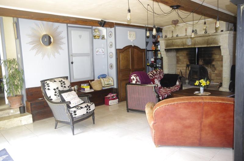 Maison - 245 m² - 8 pièces