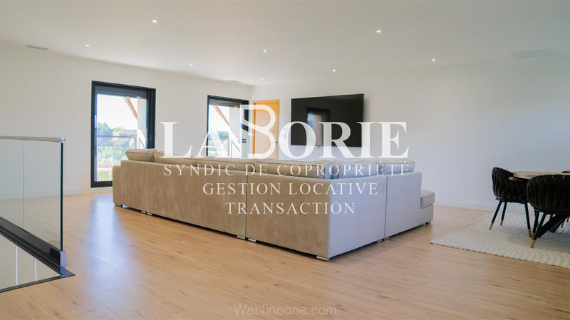 Mas - 270 m² - 6 pièces