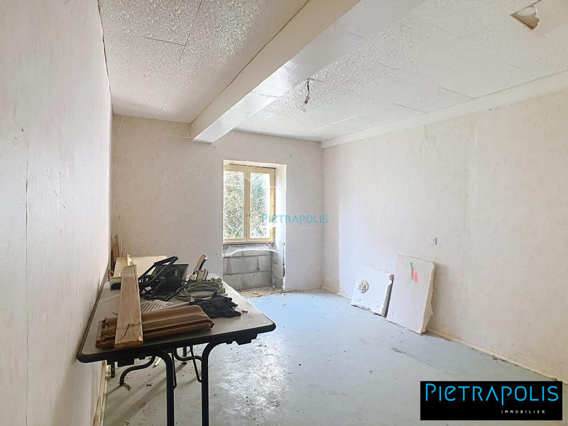 Maison ancienne - 200 m² - 4 pièces