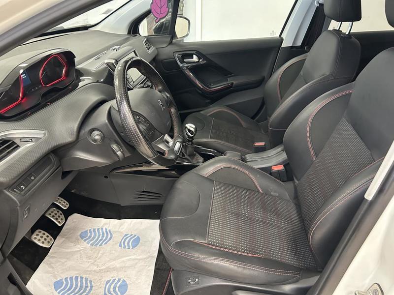 Peugeot 2008 1.2 110 ch Gt Line