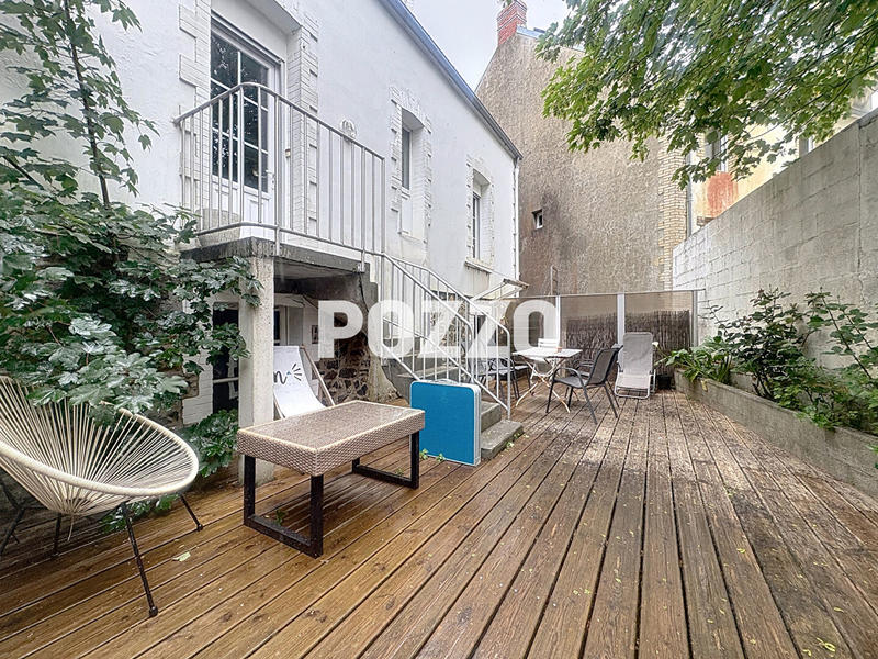 Maison - 90 m² - 6 pièces