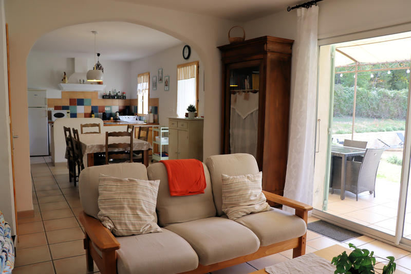 Villa - 100 m² - 5 pièces