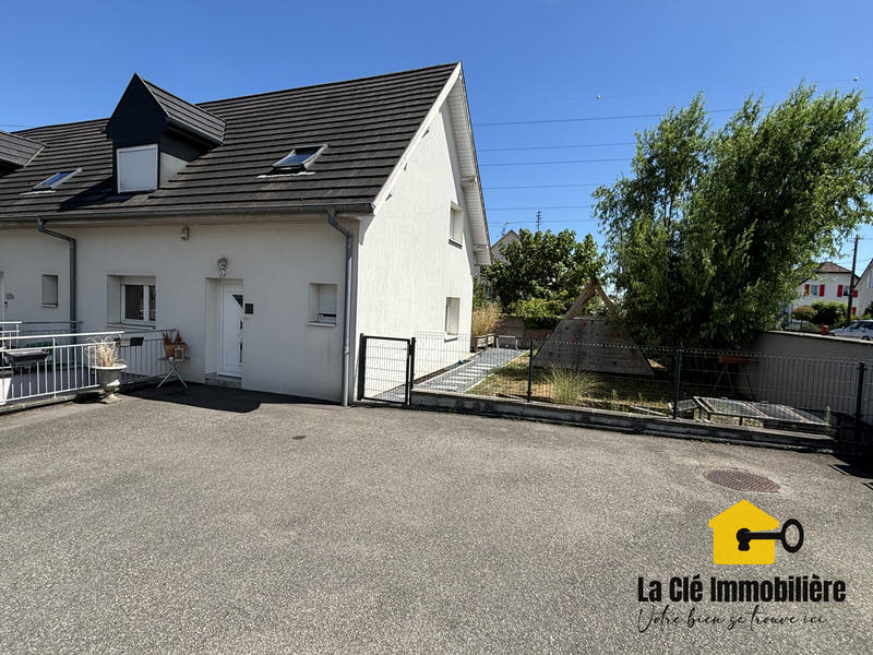 Maison - 92 m² - 5 pièces