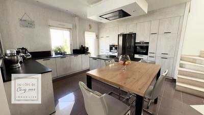 Loft - 149 m² - 7 pièces