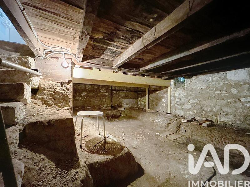 Maison - 169 m² - 8 pièces