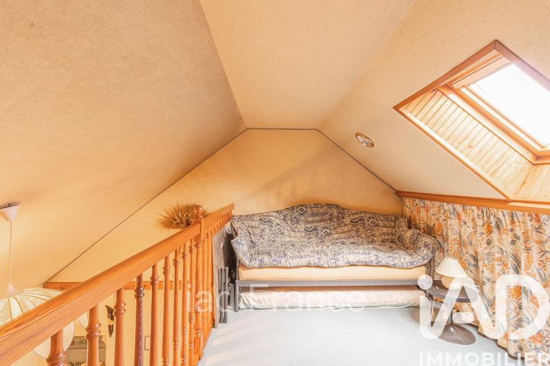 Maison - 330 m² - 12 pièces