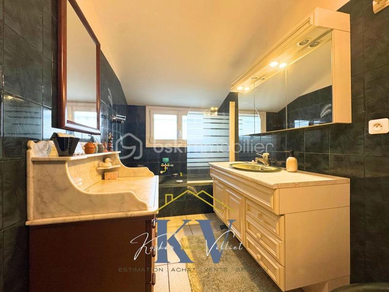 Maison - 160 m² - 6 pièces