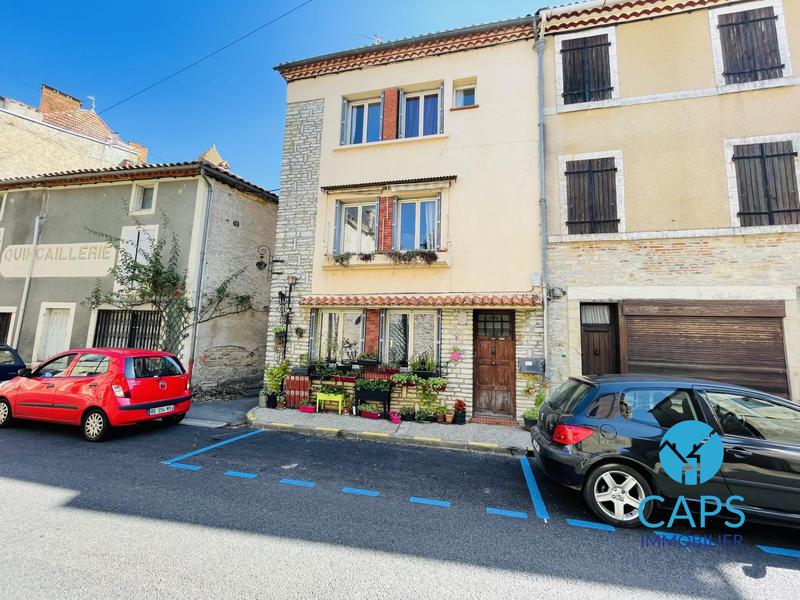 Maison traditionnelle - 90 m² - 4 pièces