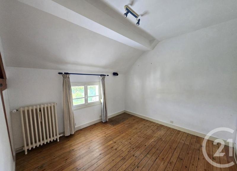 Maison - 98 m² - 5 pièces