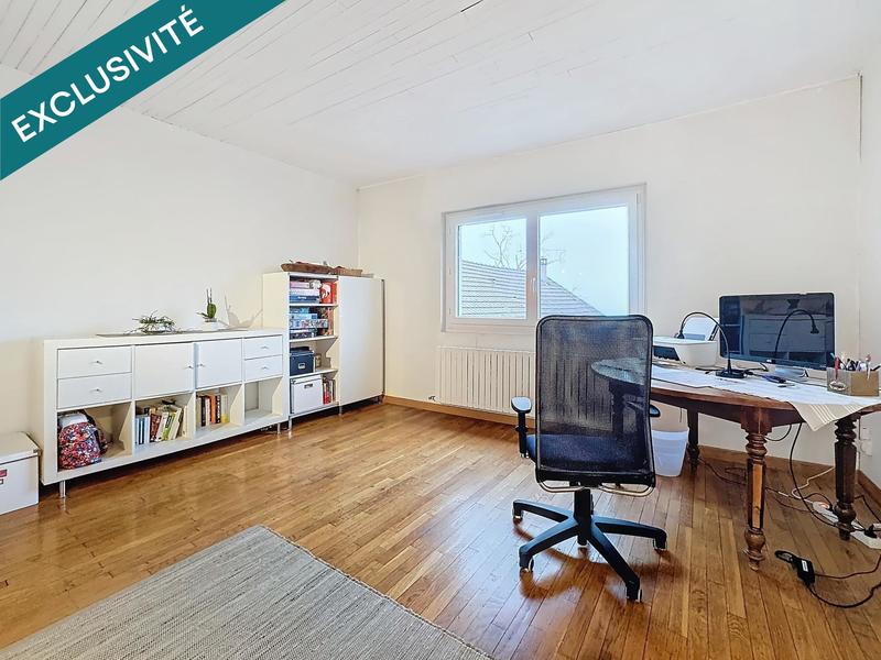 Maison - 202 m² - 7 pièces