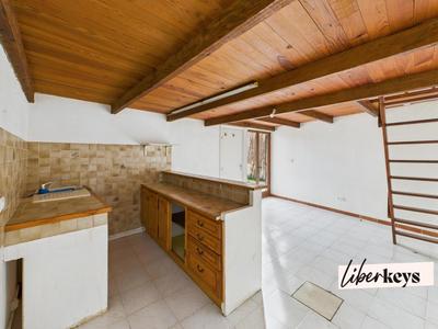 Studio - 42 m² - 1 pièce