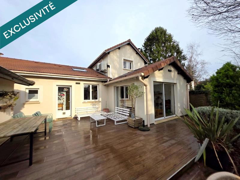 Maison - 135 m² - 6 pièces