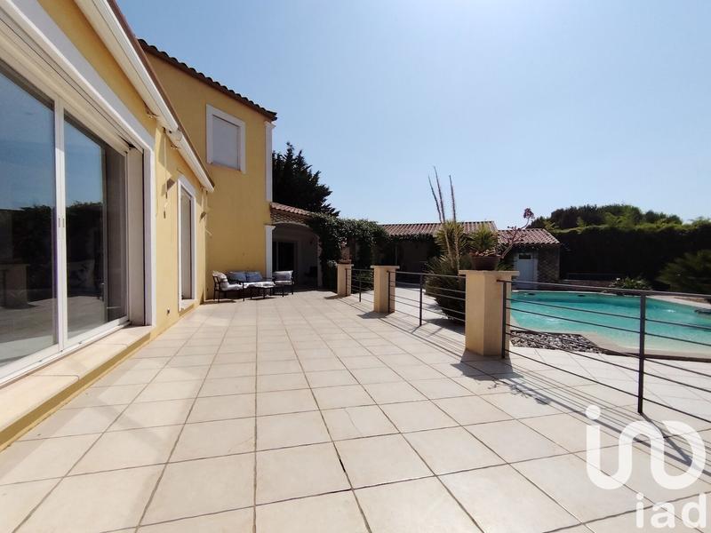 Maison - 237 m² - 5 pièces