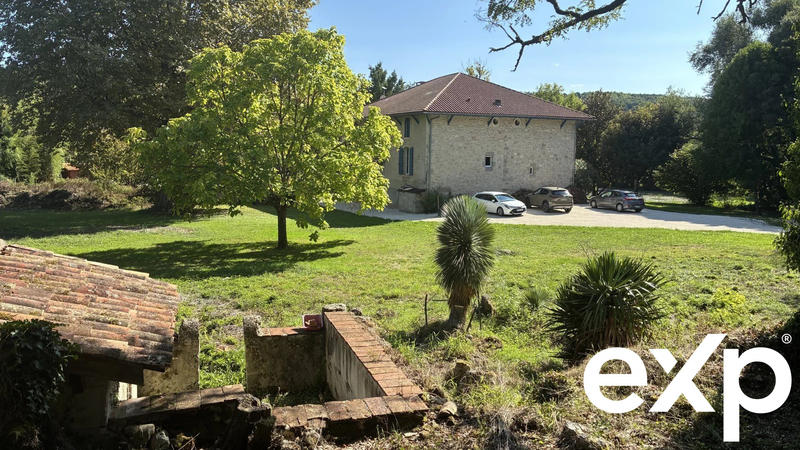 Bastide - 343 m² - 8 pièces