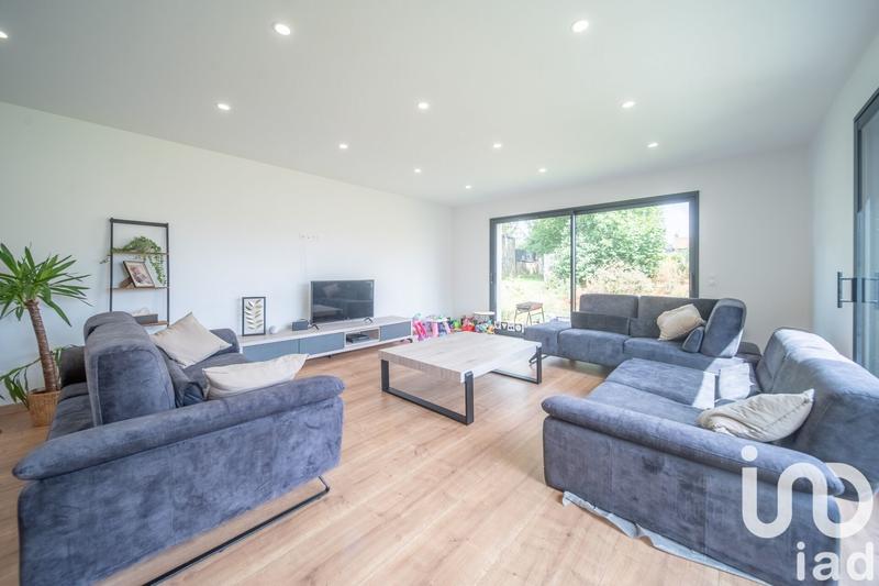 Maison - 168 m² - 6 pièces