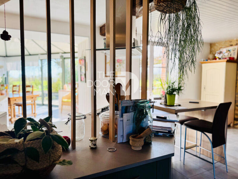 Propriété - 580 m² - 17 pièces