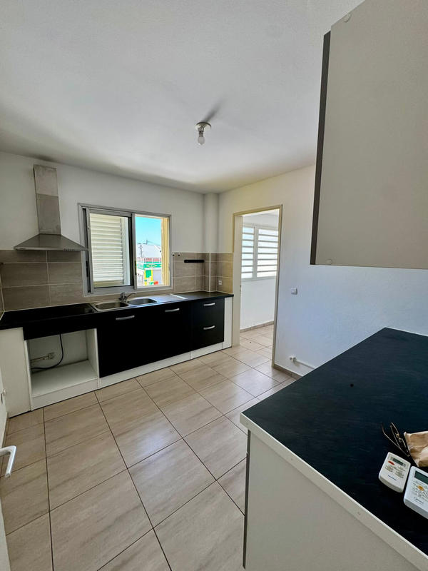 Appartement - 85 m² - 4 pièces