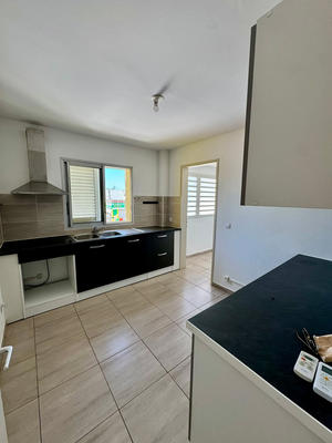 Appartement - 85 m² - 4 pièces