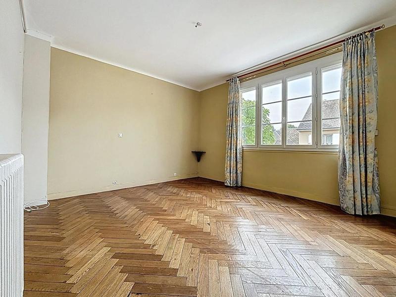 Maison de ville - 147 m² - 8 pièces