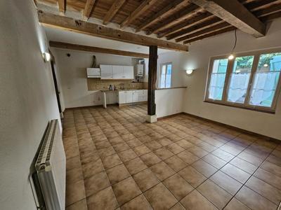 Maison - 220 m² - 8 pièces