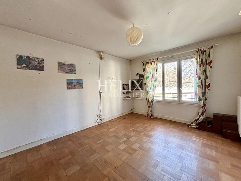 Appartement - 175 m² - 7 pièces